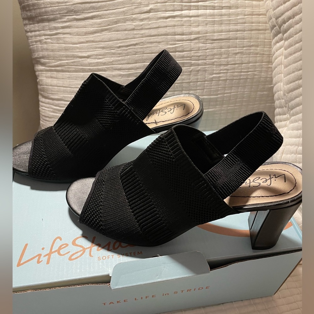 LifeStride Afton Slingback Pumps